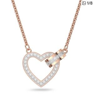 SWAROVSKI ROSE GOLD Heart Necklace Brand new